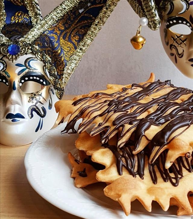 9 febbraio giornata nazionale dei dolci fritti di Carnevale